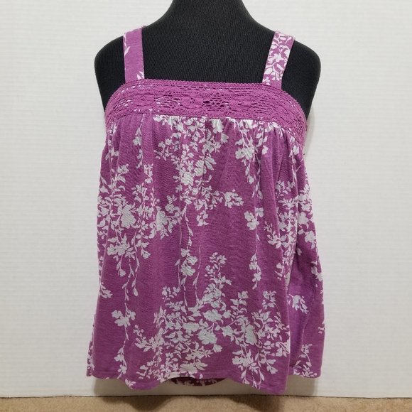 Old Navy top Small floral print lace crochet detailing sleeveless tank smocked - Picture 1 of 9